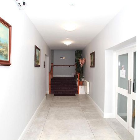 Home Inn 阿斯隆 外观 照片